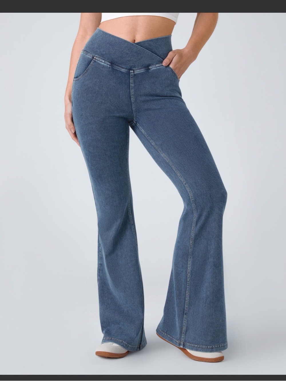 HALARA Flex™ Crossover InstantCool Washed Casual Jeans - Medium Petite